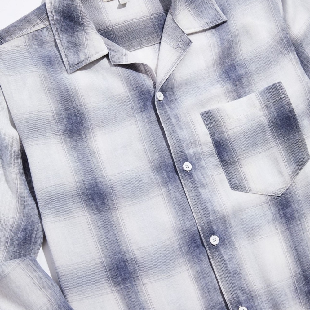 Casual Men's Gray Plaid Button Down Shirt